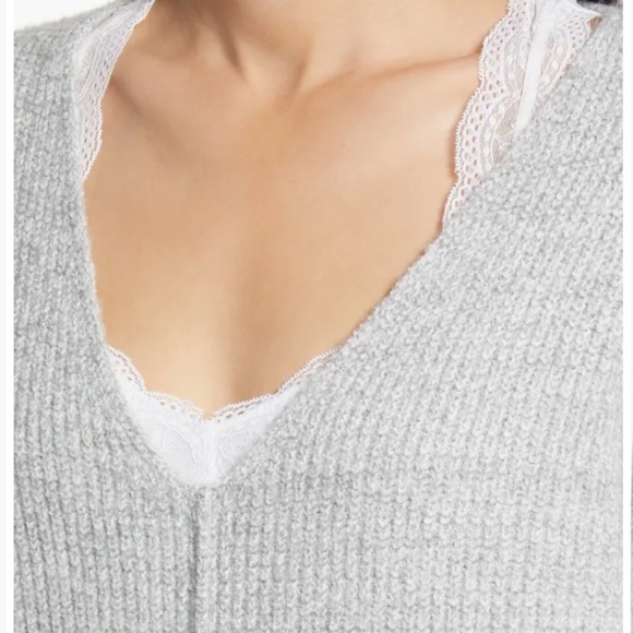 BP. Weekend V-Neck Sweater, Small, Gray Medium Heather - Picture 4 of 10